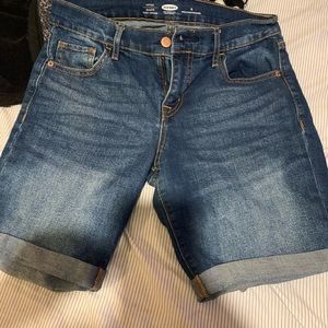Women’s Gap shorts